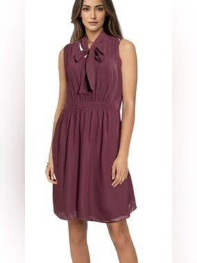Modcloth Burgundy Sleeveless Bow-Neck Midi Dress